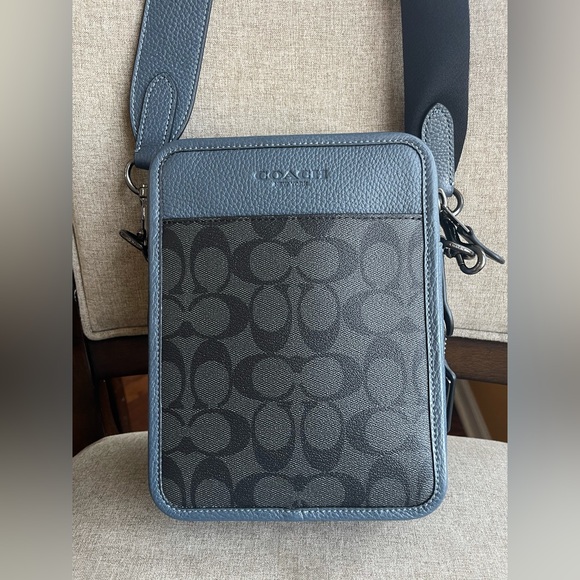 NWT！COACH Sullivan Crossbody In Colorblock Signature Canvas（COACH CU166）